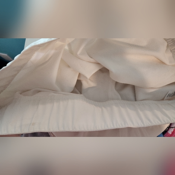 Women's Talbots White Skort, Size L - Picture 4 of 10